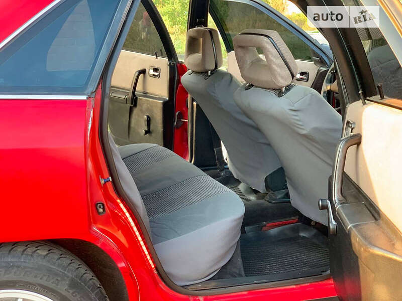 Седан Audi 100 1986 в Луцке фото 7 Седан Audi 100 1986 в Луцке