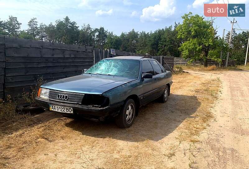 Audi 100 1990 Audi 100 1990