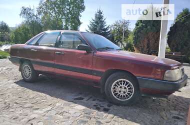 Седан Audi 100 1984 в Бориславе