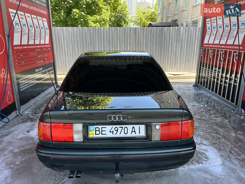 Седан Audi 100 1993 в Києві