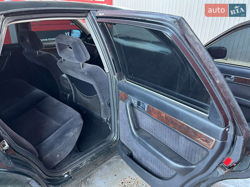 Седан Audi 100 1993 в Києві