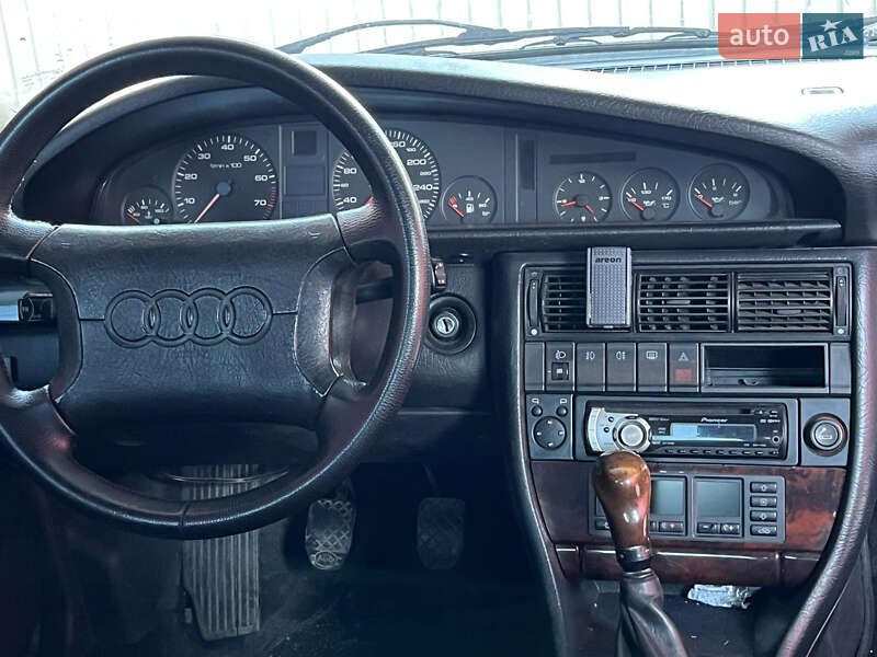Седан Audi 100 1993 в Києві