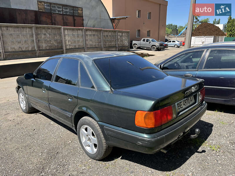 Седан Audi 100 1993 в Києві