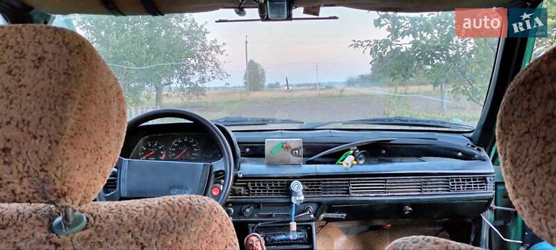 Седан Audi 100 1982 в Пулинах фото 7 Седан Audi 100 1982 в Пулинах