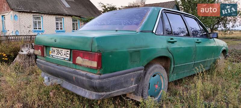 Седан Audi 100 1982 в Пулинах фото 6 Седан Audi 100 1982 в Пулинах