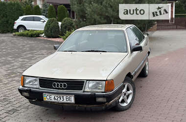 Седан Audi 100 1983 в Чернівцях