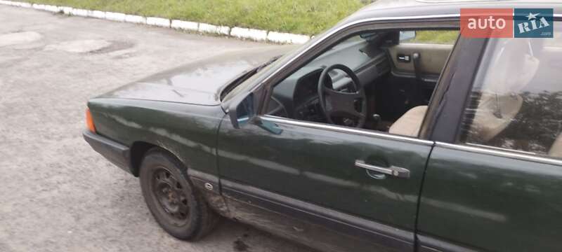 Седан Audi 100 1986 в Львове