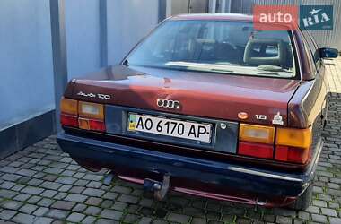 Седан Audi 100 1990 в Мукачевому