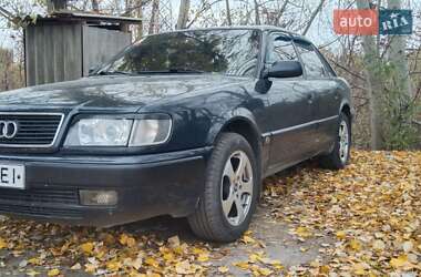 Седан Audi 100 1992 в Світловодську