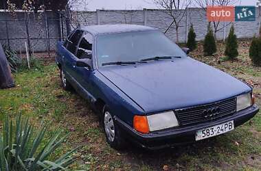 Седан Audi 100 1990 в Дубні