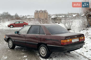 Седан Audi 100 1988 в Ровно