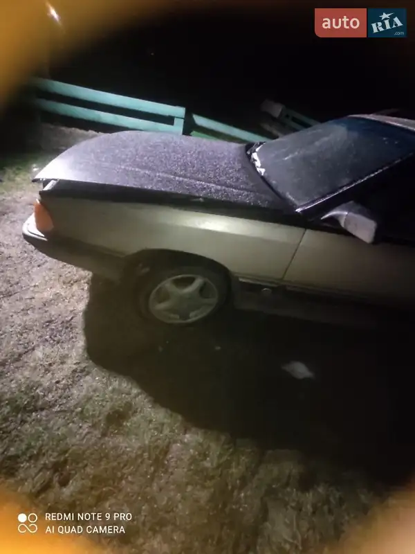 Audi 100