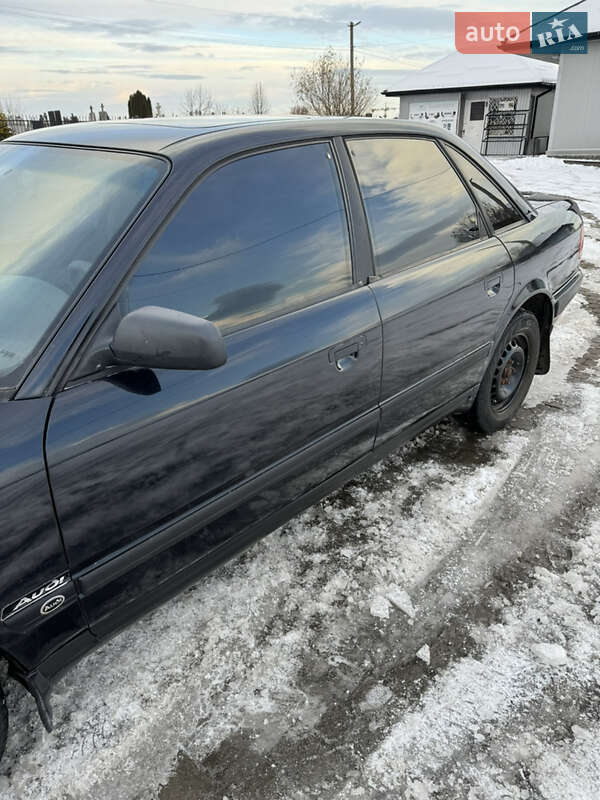 Седан Audi 100 1994 в Львове