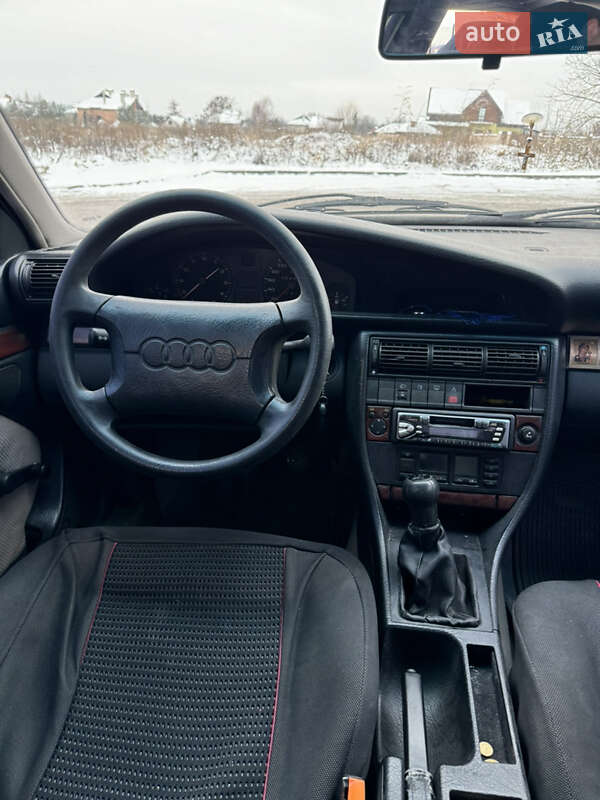 Седан Audi 100 1994 в Львове