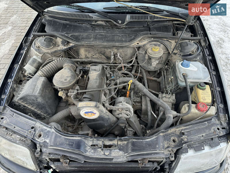 Седан Audi 100 1994 в Львове