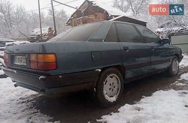 Седан Audi 100 1990 в Теребовле