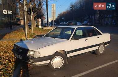 Седан Audi 100 1989 в Чернівцях