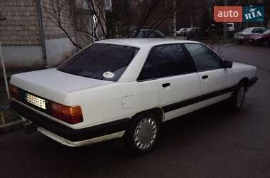 Седан Audi 100 1989 в Чернівцях