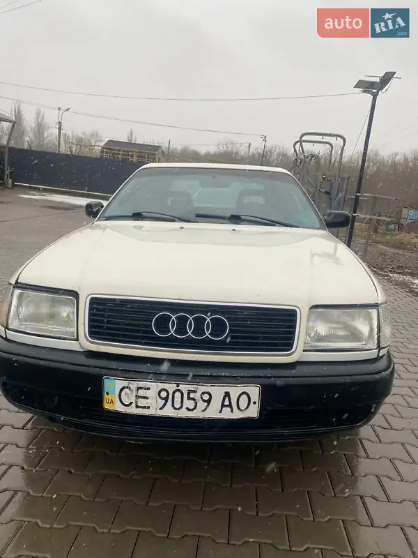 Audi 100