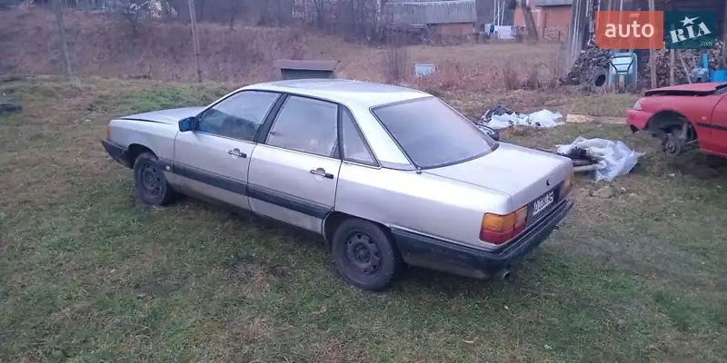 Audi 100 1988