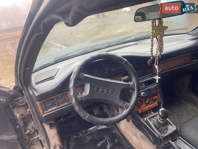 Седан Audi 100 1990 в Новоукраинке