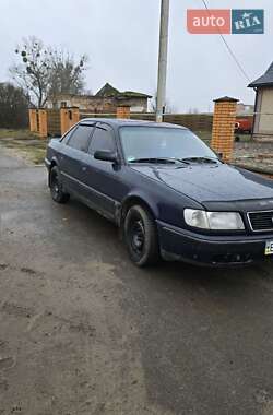 Седан Audi 100 1992 в Зарічному