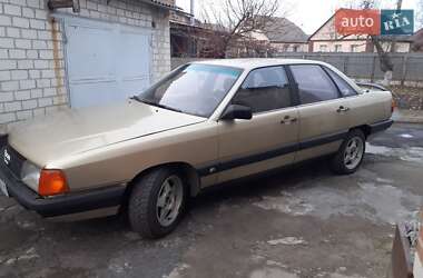 Седан Audi 100 1987 в Лубнах