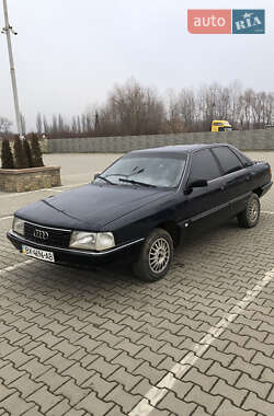 Седан Audi 100 1984 в Чернівцях