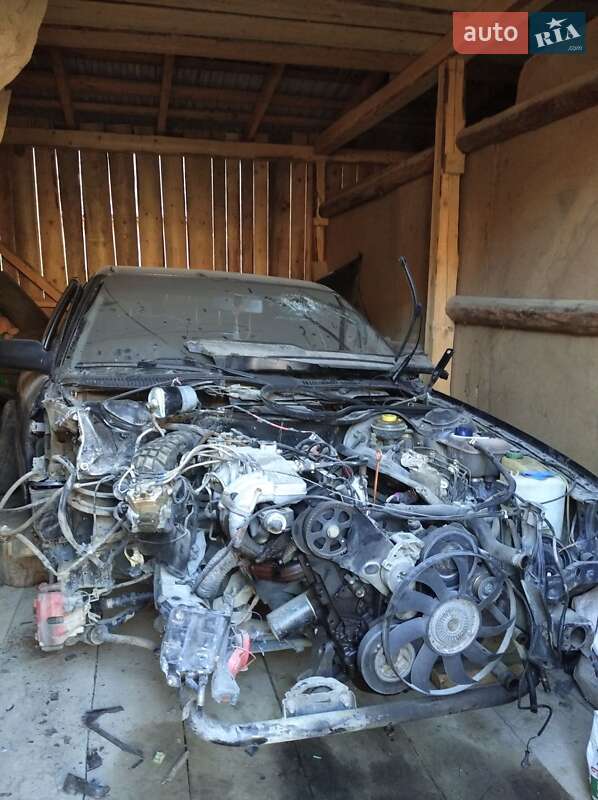 Седан Audi 100 1991 в Верховине