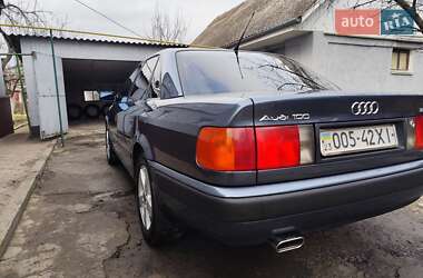 Седан Audi 100 1991 в 