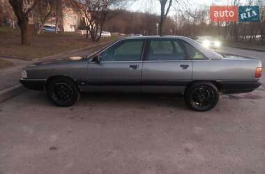 Седан Audi 100 1990 в Львове