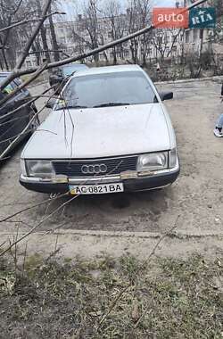 Седан Audi 100 1986 в Нововолынске