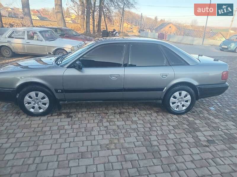 Седан Audi 100 1991 в Великому Кучурові