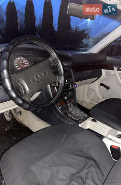 Седан Audi 100 1991 в Долине