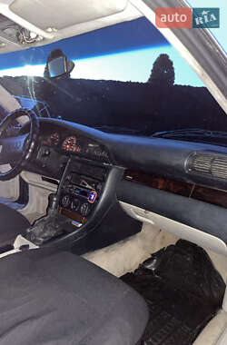 Седан Audi 100 1991 в Долине