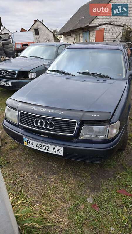 Седан Audi 100 1992 в Заречном