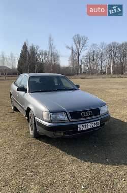 Седан Audi 100 1993 в Чагоре