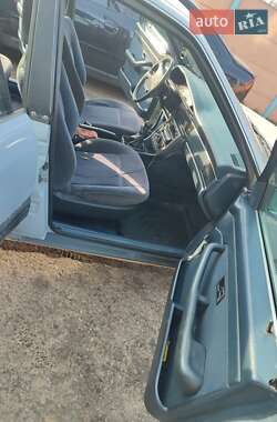 Седан Audi 100 1989 в 