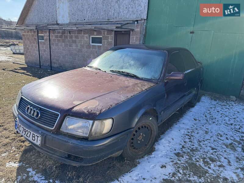 Седан Audi 100 1992 в Владимире