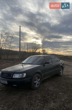 Седан Audi 100 1994 в Жовкве