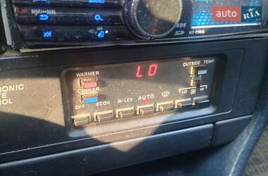 Седан Audi 100 1990 в 