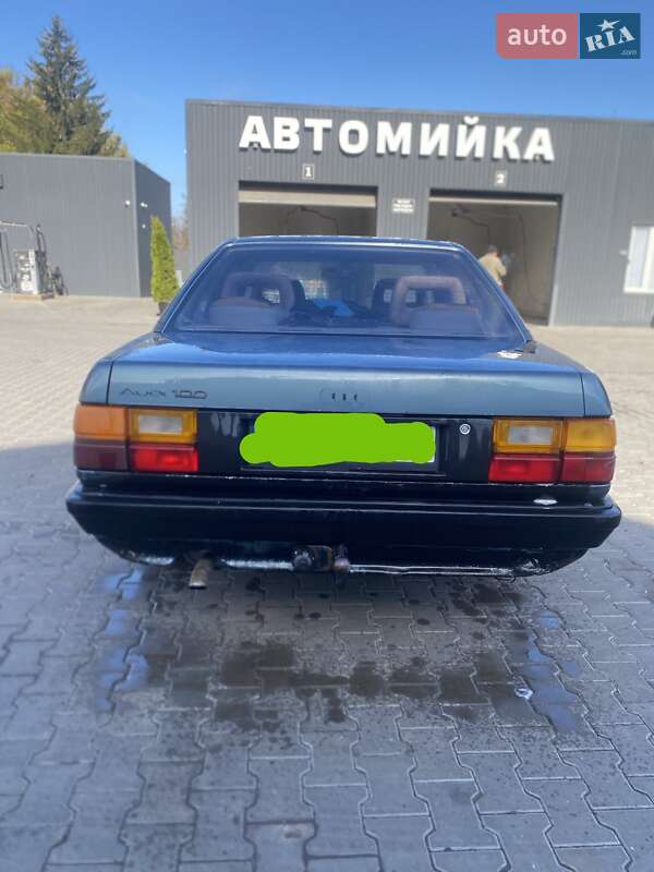 Седан Audi 100 1989 в Хмельнике