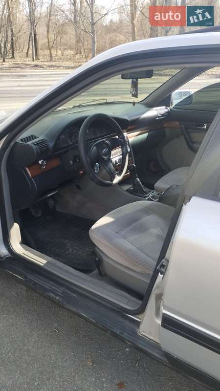 Седан Audi 100 1991 в Чернігові