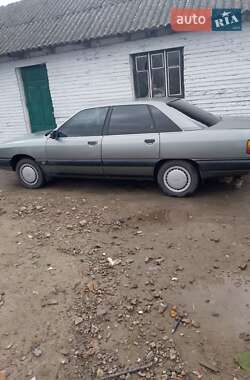 Седан Audi 100 1989 в Владимире