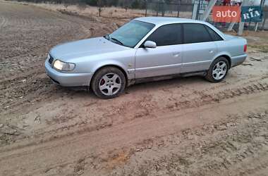 Седан Audi 100 1993 в 