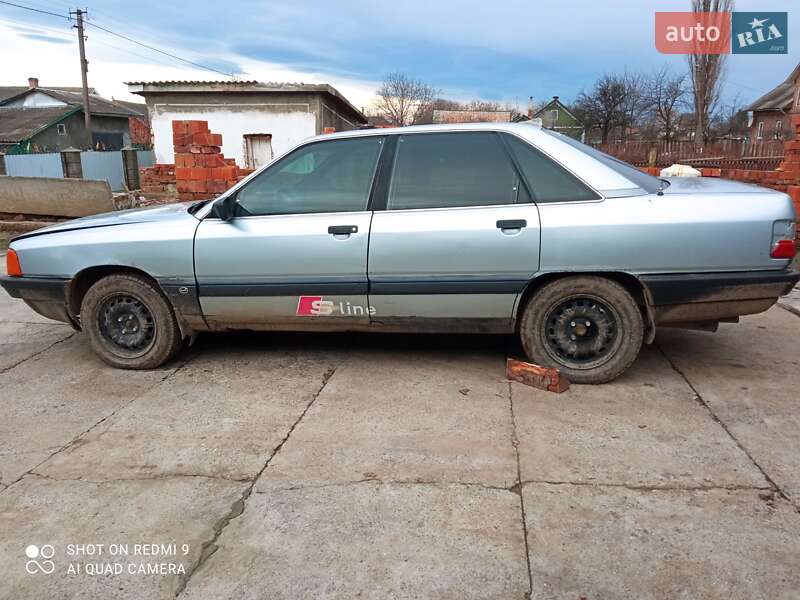 Седан Audi 100 1989 в Глибокій фото 3 Седан Audi 100 1989 в Глибокій