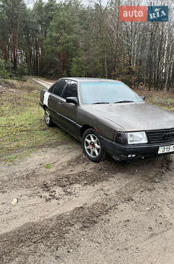 Седан Audi 100 1983 в 