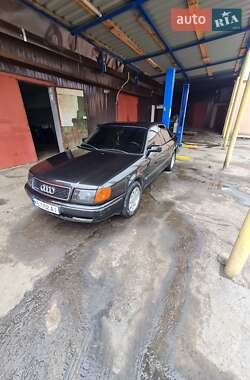 Седан Audi 100 1992 в Днепре