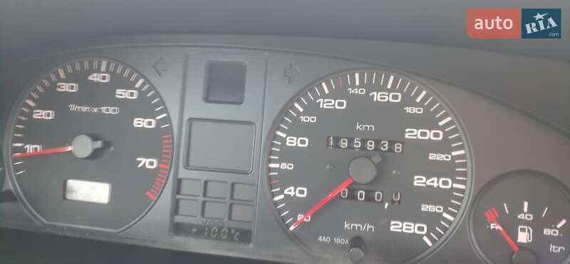 Седан Audi 100 1992 в Києві