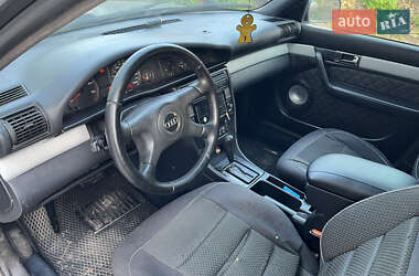 Седан Audi 100 1993 в 